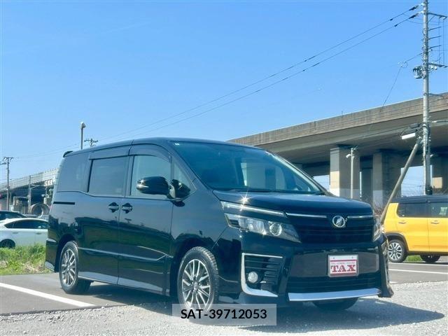Toyota VOXY 2014-08 5882466-27