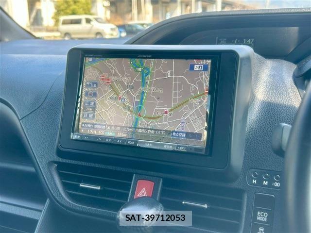 Toyota VOXY 2014-08 5882466-6