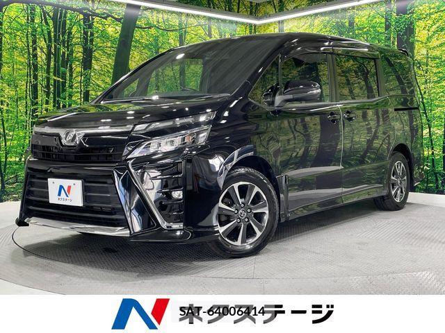Toyota VOXY 2017-11 5882410-0