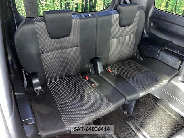 Toyota VOXY 2017-11 5882410-11