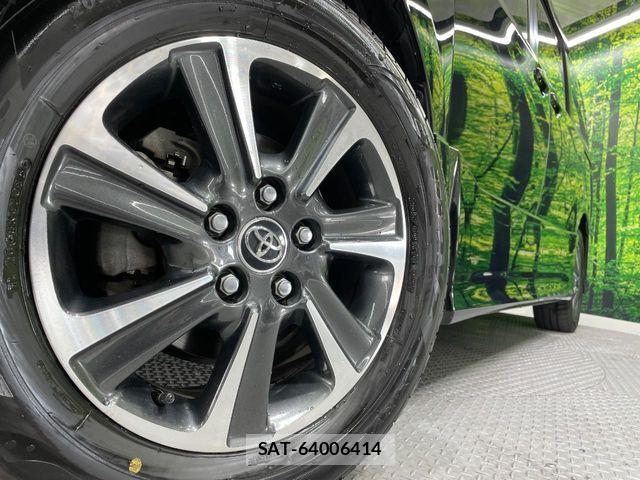 Toyota VOXY 2017-11 5882410-15