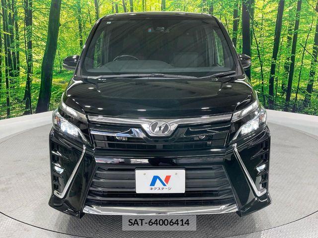 Toyota VOXY 2017-11 5882410-16