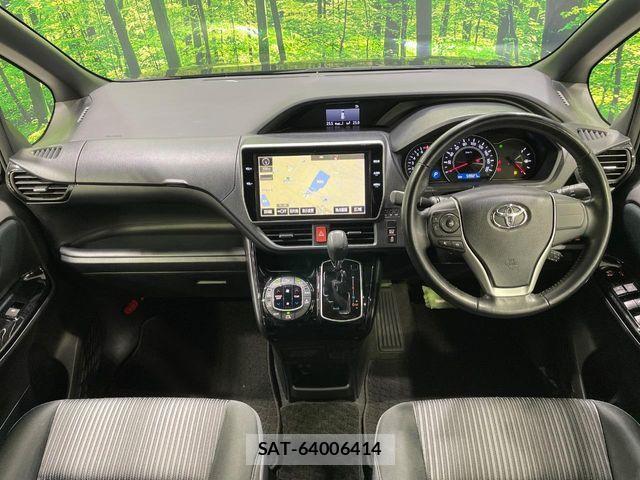 Toyota VOXY 2017-11 5882410-3