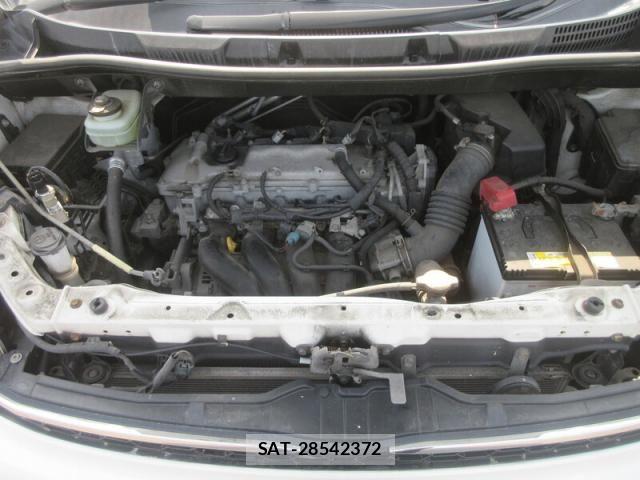 Toyota VOXY 2011-02 6022809-9