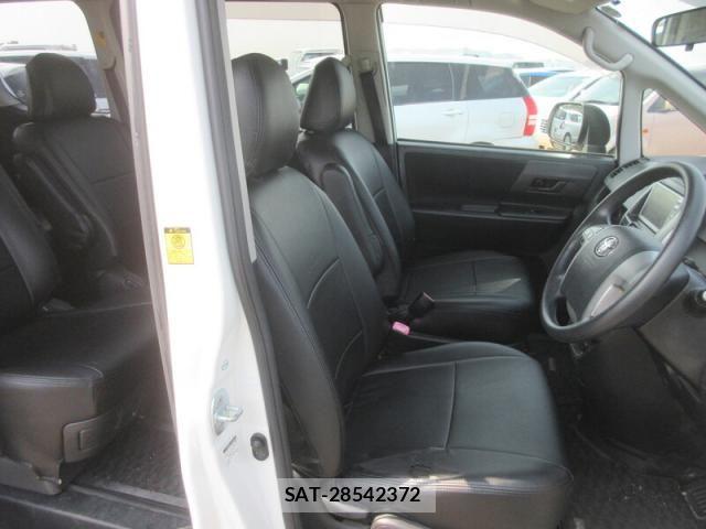 Toyota VOXY 2011-02 6022809-10