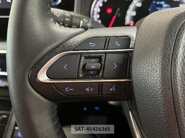 Toyota VOXY 2022-10 6022596-16