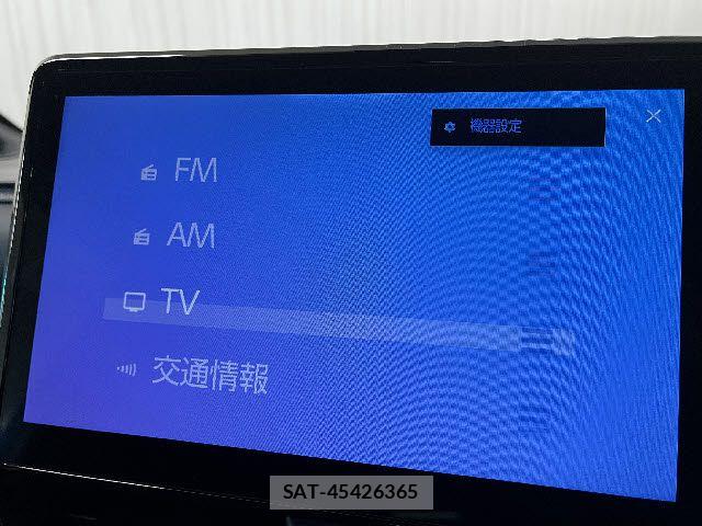 Toyota VOXY 2022-10 6022596-5