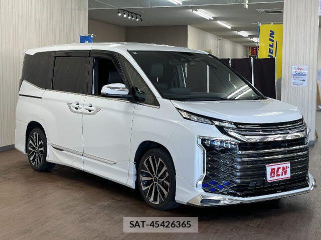 Toyota VOXY 2022-10 6022596-6