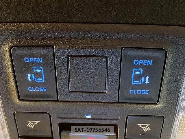 Toyota VOXY 2025-04 6221002-6
