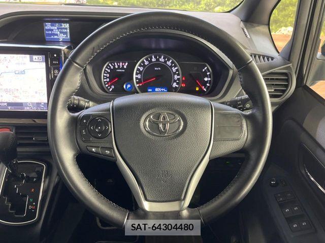 Toyota VOXY 2015-10 6221045-11
