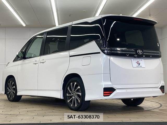 Toyota VOXY 2025-04 6220988-16