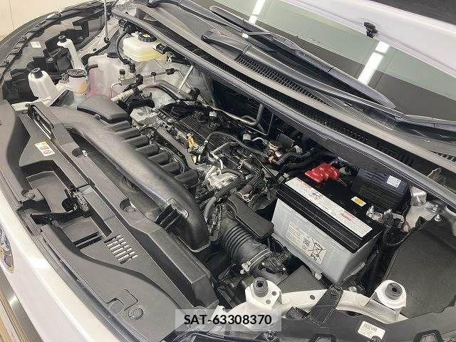 Toyota VOXY 2025-04 6220988-17