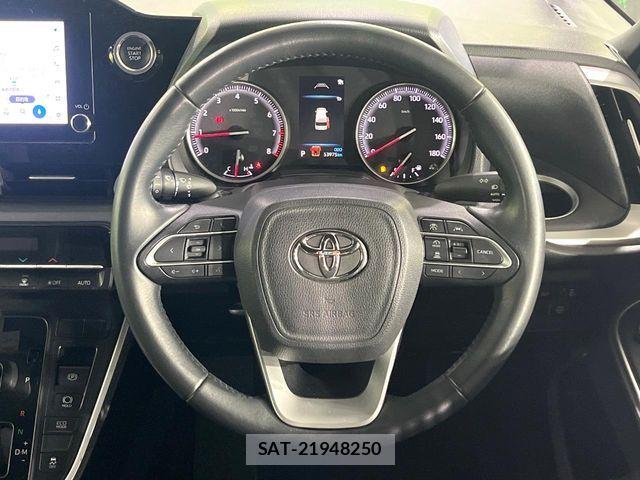 Toyota VOXY 2022-05 6221009-9