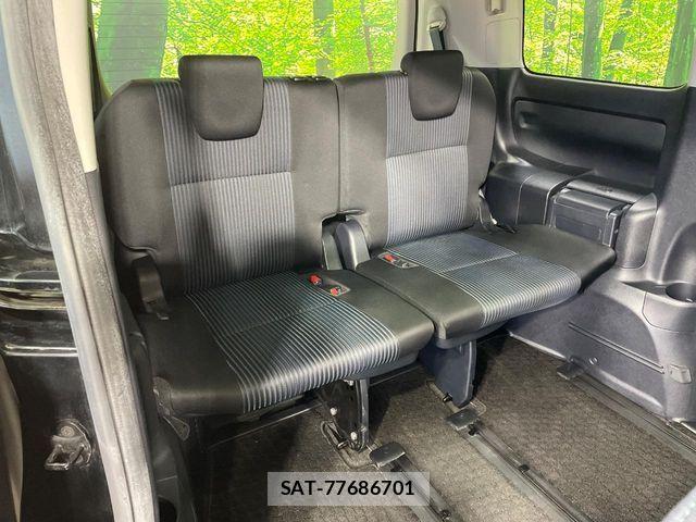 Toyota VOXY 2014-02 6248342-9