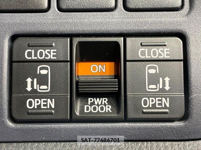 Toyota VOXY 2014-02 6248342-6