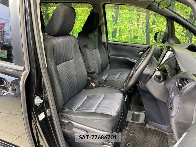 Toyota VOXY 2014-02 6248342-7