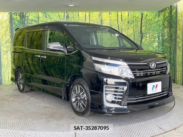 Toyota VOXY 2015-05 6248331-16