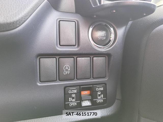 Toyota VOXY 2015-04 6248333-15