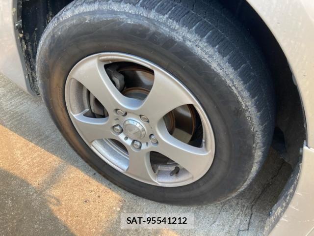 Toyota VOXY 2007-07 6273267-8