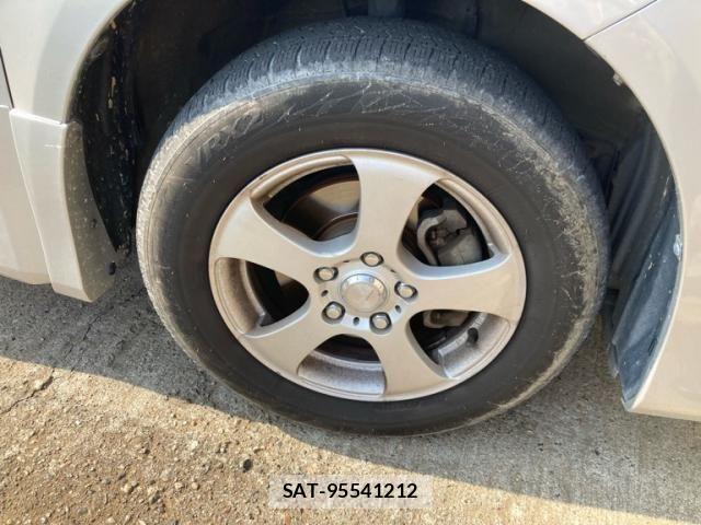 Toyota VOXY 2007-07 6273267-5