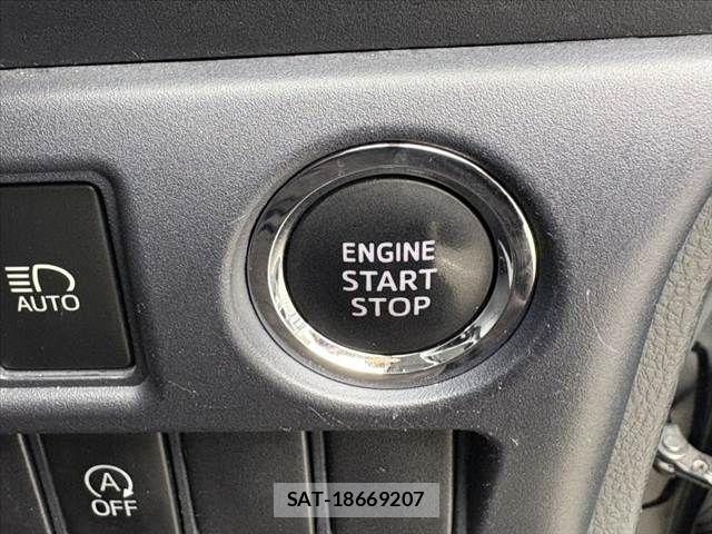 Toyota VOXY 2014-10 6307188-23