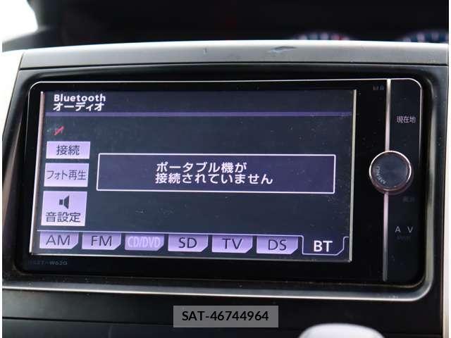 Toyota VOXY 2013-07 6504693-16