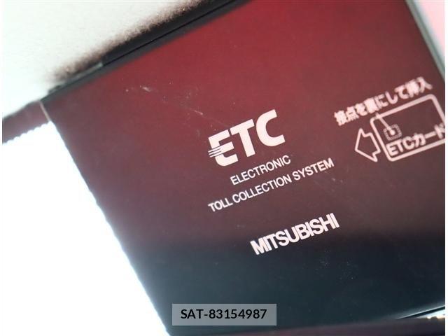 Toyota VOXY 2013-02 6504689-10