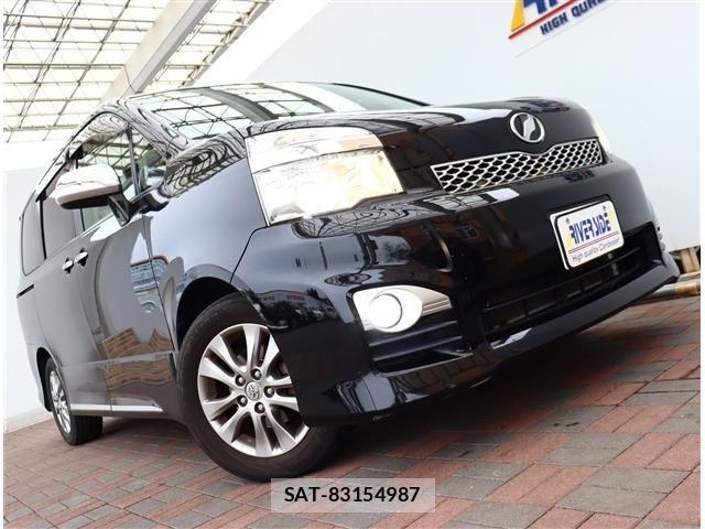 Toyota VOXY 2013-02 6504689-11