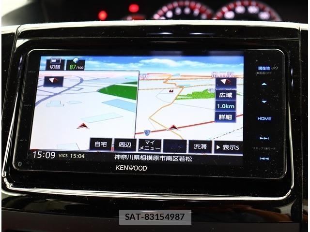 Toyota VOXY 2013-02 6504689-6