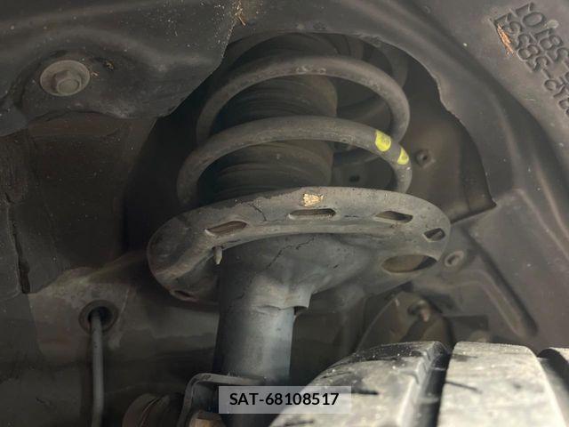 Toyota VOXY 2018-12 6504654-18