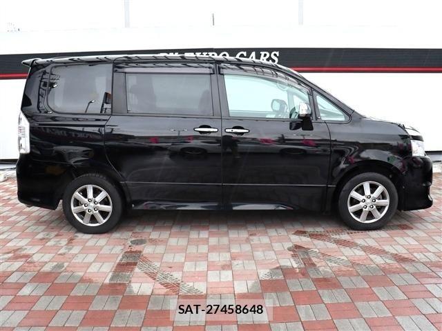 Toyota VOXY 2009-06 6504700-4