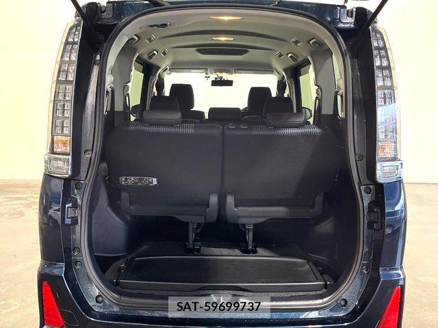 Toyota VOXY 2014-01 6528007-10