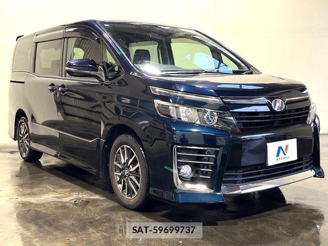 Toyota VOXY 2014-01 6528007-17