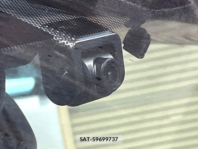 Toyota VOXY 2014-01 6528007-5