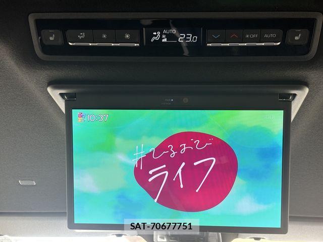 Toyota VOXY 2026-03 6547285-20