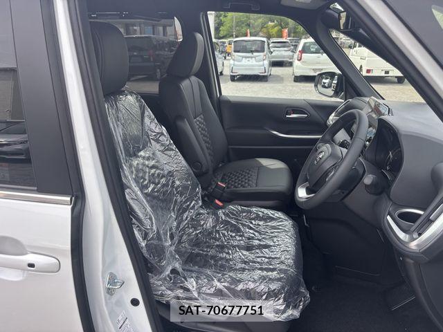 Toyota VOXY 2026-03 6547285-21