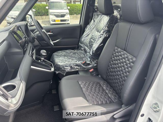Toyota VOXY 2026-03 6547285-23