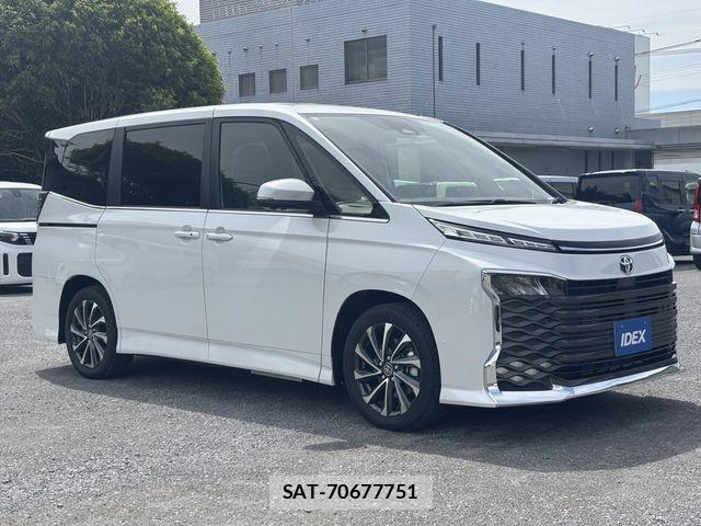 Toyota VOXY 2026-03 6547285-5