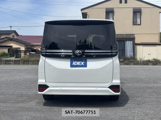 Toyota VOXY 2026-03 6547285-8