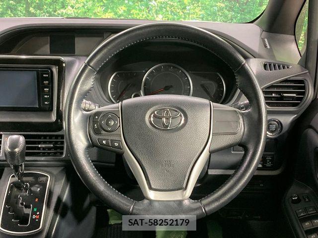 Toyota VOXY 2014-09 6615597-11