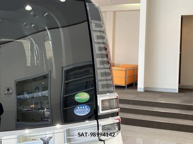 Toyota VOXY 2019-09 6615546-21