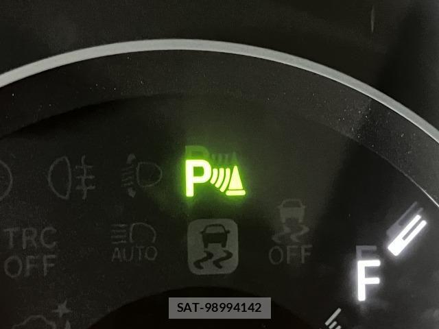 Toyota VOXY 2019-09 6615546-7