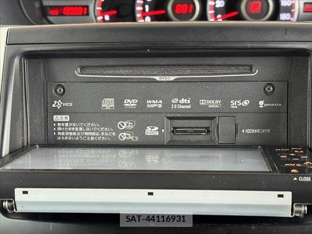Toyota VOXY 2010-10 6615614-24