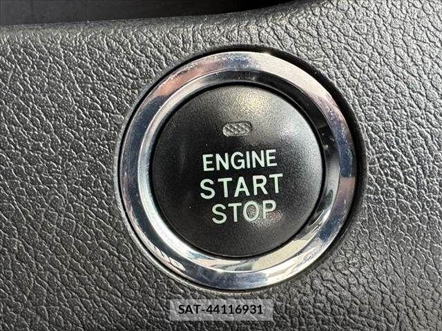 Toyota VOXY 2010-10 6615614-5