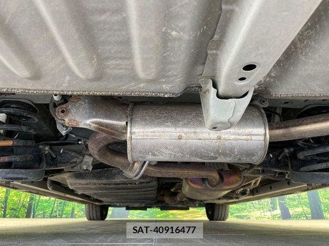 Toyota VOXY 2021-02 6615559-18