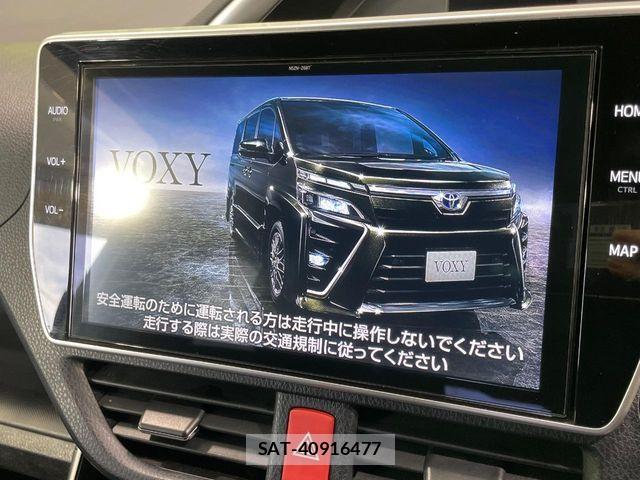 Toyota VOXY 2021-02 6615559-2