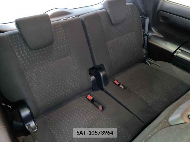 Toyota VOXY 2017-11 6615580-23