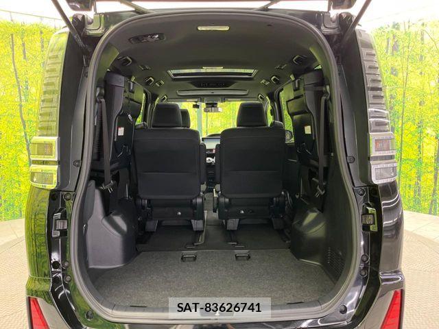 Toyota VOXY 2017-07 6615576-9