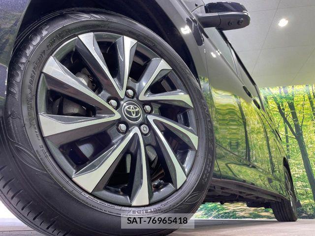 Toyota VOXY 2023-06 6615550-13