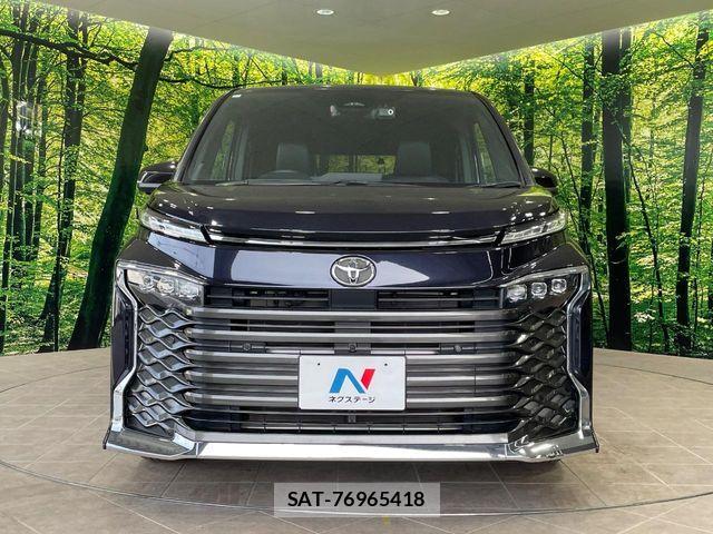 Toyota VOXY 2023-06 6615550-14
